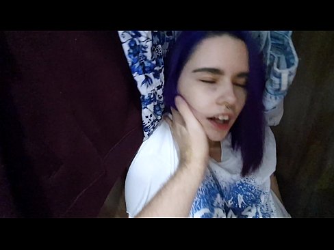 ❤️ Fann systur mína í skápnum og hjálpaði henni að koma ❤ Klám á is.wassell.ru ❤